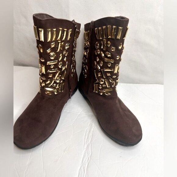 Joan Boyce Women’s Ankle Brown Gold Bedazzled Boots Size 7 Cognac Suede - Picture 3 of 13